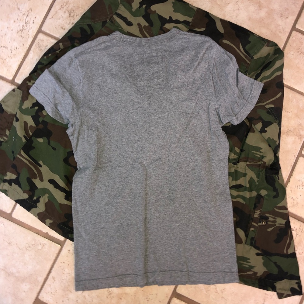 Men’s Hollister tee - Picture 6 of 6